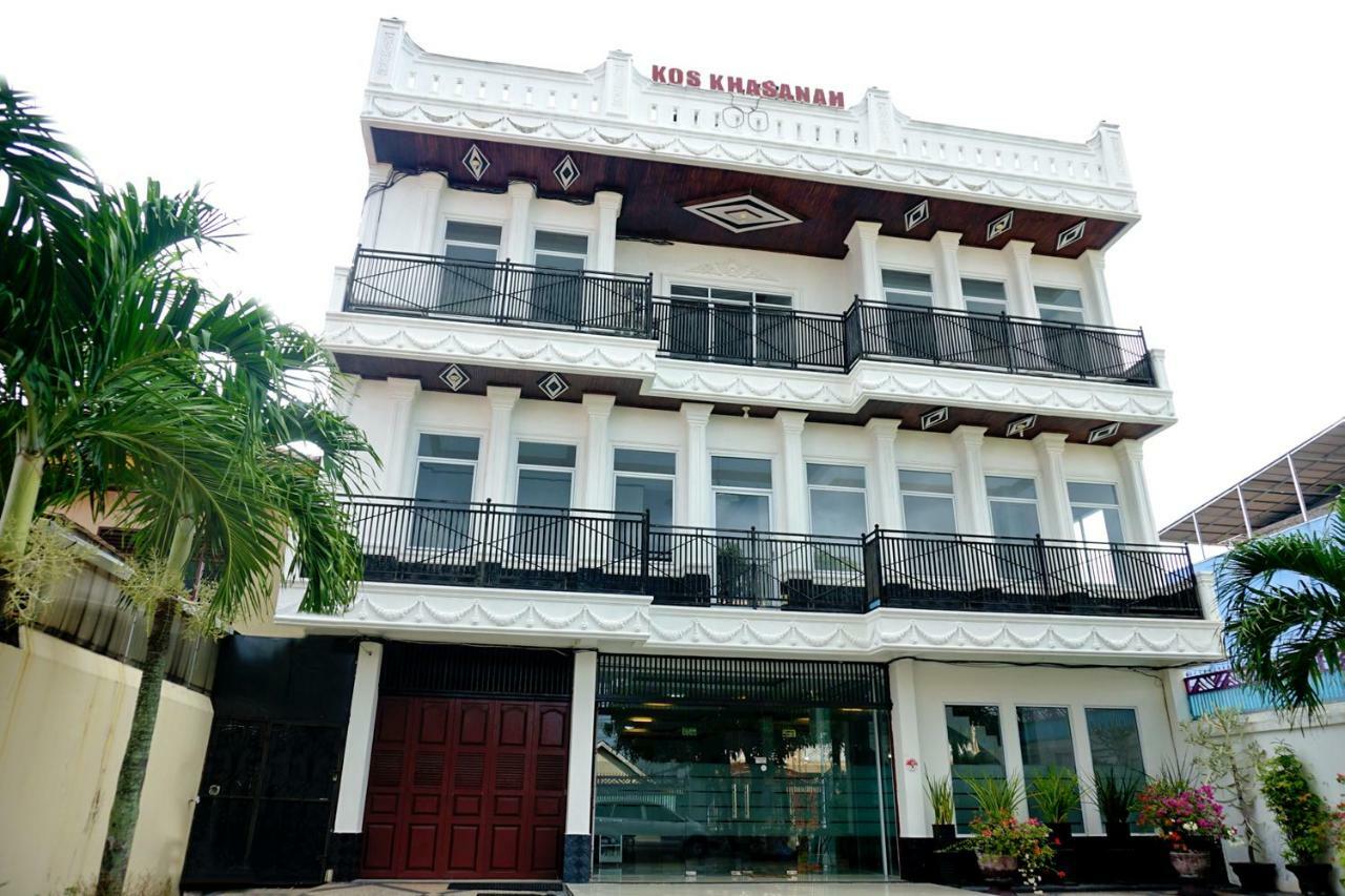 Oyo 694 Khasanah Residence Pekanbaru Exterior photo