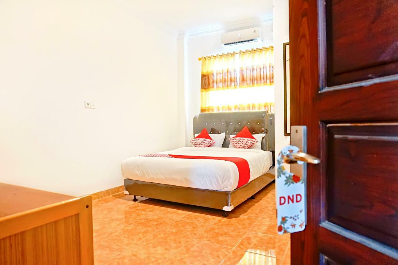 Oyo 694 Khasanah Residence Pekanbaru Exterior photo