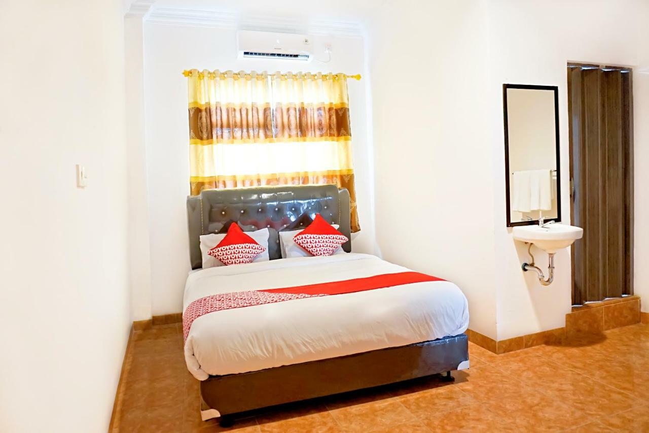Oyo 694 Khasanah Residence Pekanbaru Exterior photo
